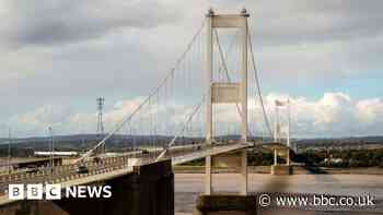 M48 Severn Bridge: Drivers warned of closure for runners