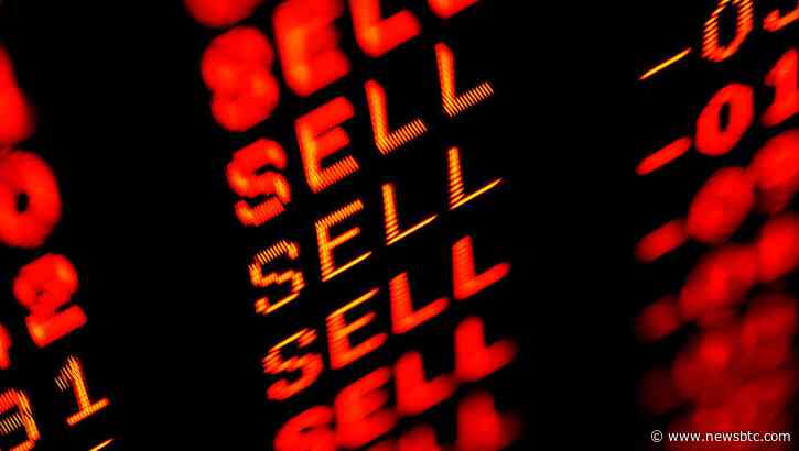 AVAX Dump Continues Despite Puma/Roc Nation Sneaker Launch On Avalanche