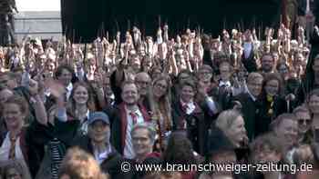 Magische Versammlung: Harry-Potter-Weltrekord in Hamburg geknackt