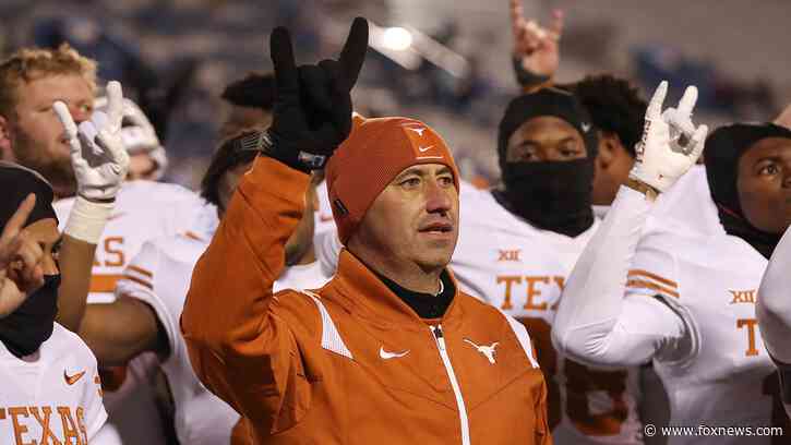 Texas Longhorns 'embrace the hate' shirt somehow leads to outrage on social media