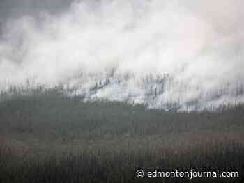 Evacuated Hay River mayor says town in better shape than feared the night before