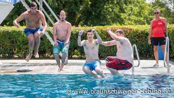 90. Geburtstag: Große Party im Freibad Fallersleben