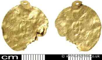 Amateur archaeologists 'disbelief' after finding rare Roman treasure in field