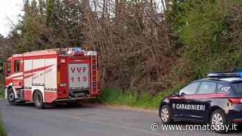 Incastrato nella fresa dopo essersi ribaltato con il trattore, morto sul colpo