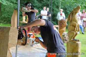 Kirchlengern: Eine Meisterin an der Kettensäge