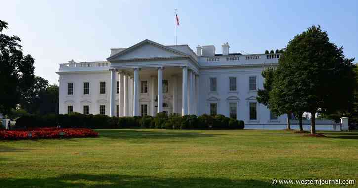 White House Visitor Logs Show Who Quietly Met with Administration Weeks Before Trump Indictment: Report