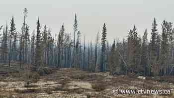 Heat warnings issued for N.W.T. as fire nears Hay River, West Point First Nation