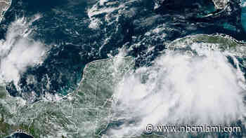 Florida Governor DeSantis urges residents to be ‘vigilant' as Idalia threatens state