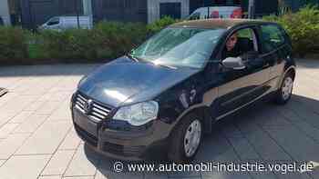 Motorhaube mit integrierten Solarzellen