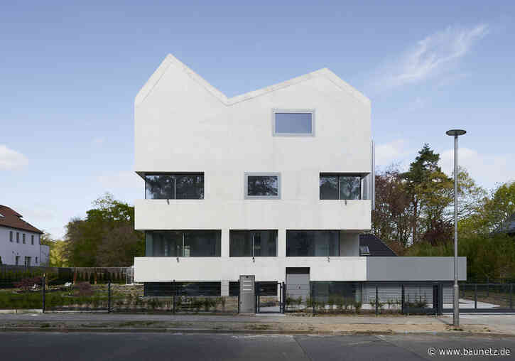 Gefaltet in Berlin-Zehlendorf
 - Wohnhaus von augustinundfrank/winkler