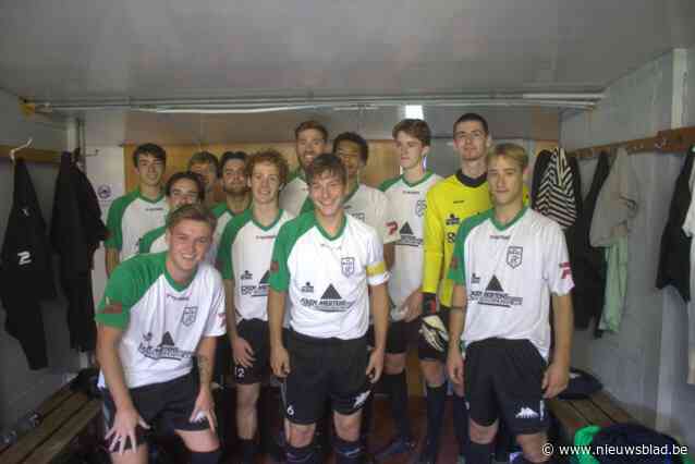 En plots ben je een vreemde in je eigen kleedkamer, FC Baal begint competitie met amper één speler van vorig jaar: “Ik wou het zelf eens laten zien, dat kon het best door te blijven”