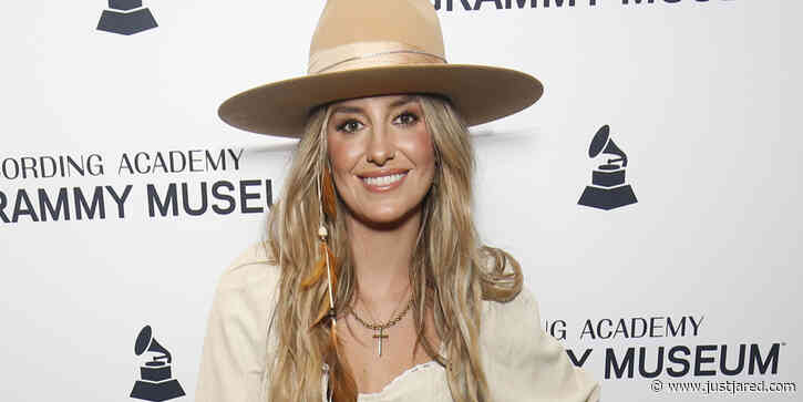 Lainey Wilson Rocks Snake Skin Bell Bottoms For Special Concert in New York