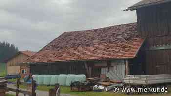 Kaputte Autoscheiben und Dachplatten: Unwetter wütete auch in Wildsteigs Weilern