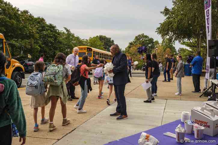 APS students head back to school amid new focus on literacy and student wellness