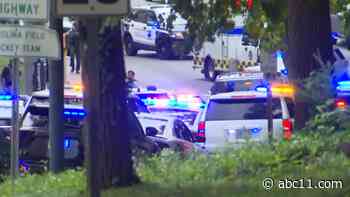 UNC Chapel Hill students shelter-in-place after alerted to armed person on or near campus