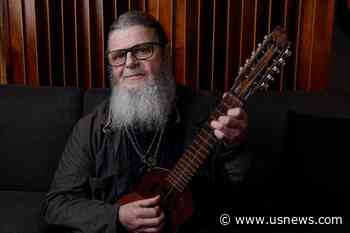 For ‘Last of Us’ Composer Gustavo Santaolalla, Silence Is Key to Drawing the Audience In
