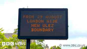 Ulez: Criticism as home counties refuse road signage