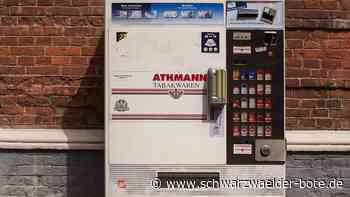 Polizei bittet um Hinweise: Zigarettenautomat in Altensteig gewaltsam geöffnet
