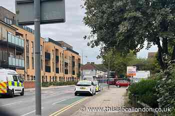 West Street Erith incident: Man dies after being hit by bus