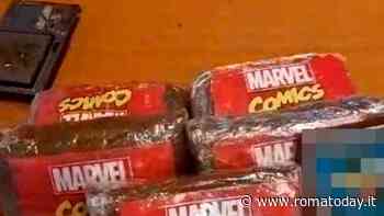 Ostia, la polizia blocca pusher sedicenne. Dai balconi lancio di vasi per impedire l'arresto