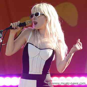 Hayley Williams recovering from lung infection after postponing shows