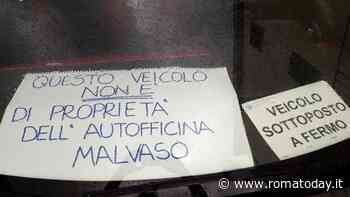 L'auto abbandonata e l'incolpevole autofficina: storia di burocrazia e incuria della Capitale