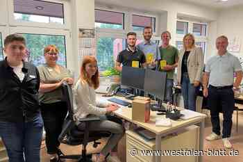 Qualifizierter Nachwuchs im Steinhagener Rathaus