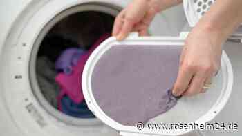 Das sollten Sie beim Reinigen des Flusensiebs Ihres Trockners unbedingt beachten