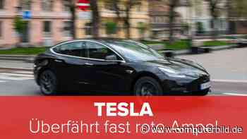 Tesla: Überfährt fast rote Ampel