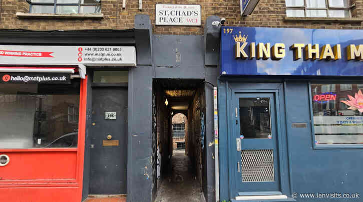 London’s Alleys: St Chad’s Place, WC1