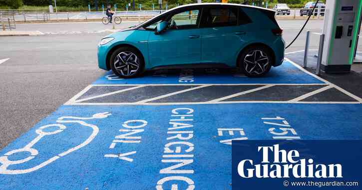 Hundreds more rapid charging points installed in UK to help drivers go electric