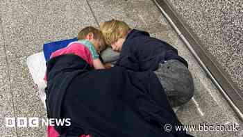 Cancelled flights: Children sleep on airport floors