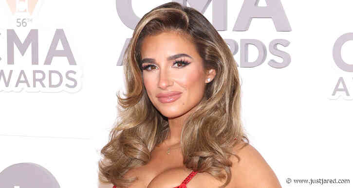 Jessie James Decker Plans on Getting Breast Reduction After Baby No. 4, Says She's 'Over' Her Implants