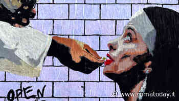 Meloni diventa suora. A Roma l'ultima opera di Harry Greb dopo le dichiarazioni di Giambruno