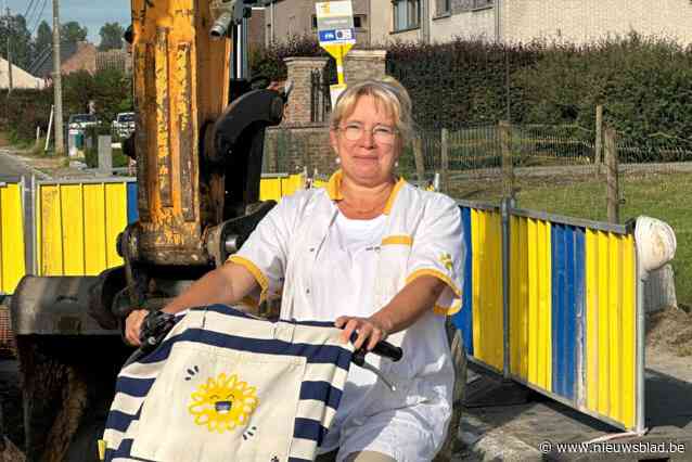 Door wegenwerken ruilt thuisverpleegkundige Veronique haar dienstwagen voor de fiets: “Dat levert mij tijdswinst én babbeltjes met de mensen op”