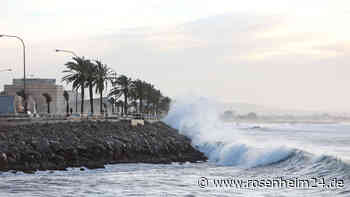 Urlauberin (25) wird auf Mallorca von Welle mitgerissen und stirbt - Freund muss alles mitansehen