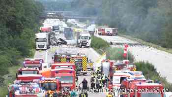 A2: Gasflaschen explodieren auf Laster - Augenzeugen berichten