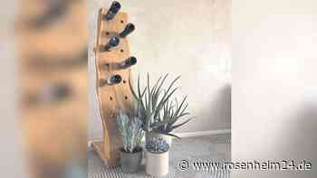 Ein Hingucker aus Holz: So bauen Sie ein Weinregal für das Wohnzimmer selbst