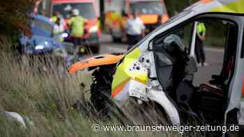 Drei Tote nach Frontalzusammenstoß mit Krankenwagen