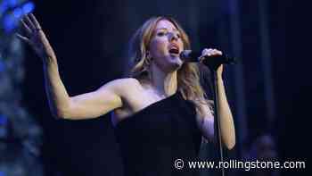 Ellie Goulding’s ‘Face Is Intact’ After Pyrotechnic Struck Her During Performance