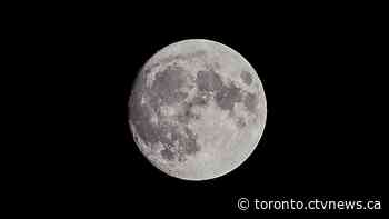 Here's how to get the best view of the rare blue supermoon in Ontario tonight