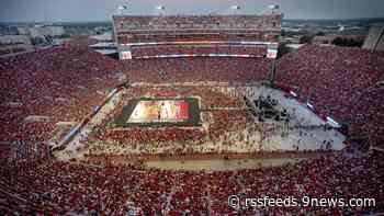 92,003 attend volleyball match in Nebraska