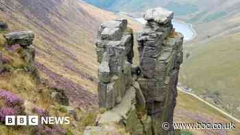 The Trinnacle: Hikers warned over dangerous selfies at beauty spot