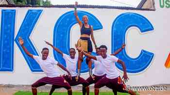 Akrobatik aus Tansania im „Circus Momolo“ in Jena