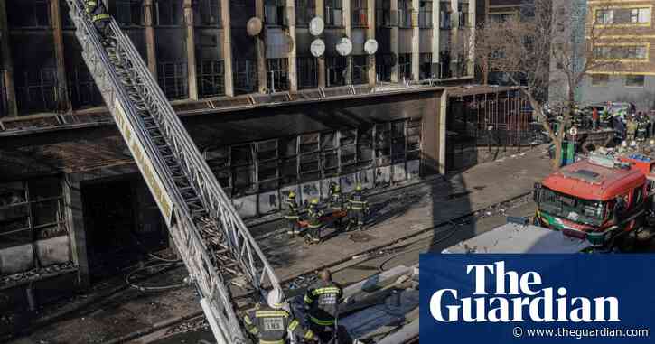 At least 73 killed as fire engulfs five-storey building in Johannesburg