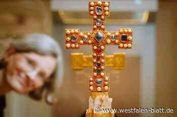 Ausstellung in Paderborn führt Domschätze zusammen