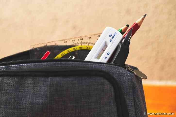 Headed Back to School? Here Are the Best Pencil Cases of 2023 for Storing Your Writing and Drawing Tools