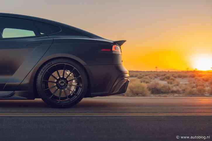 Model S met Koenigsegg onderdelen is blubberdik