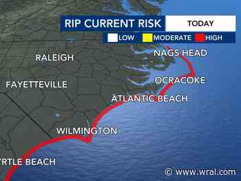 Dry afternoon with temps in the mids 70's, nice & cool 😎 Labor Day weekend ahead