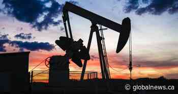 Oil and gas sector says new data shows it can both hike output and lower emissions